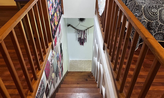 Mount Dora House | Quirky, Handmade, Embraces Creativity Nature. Minutes from Downtown Mount Dora.