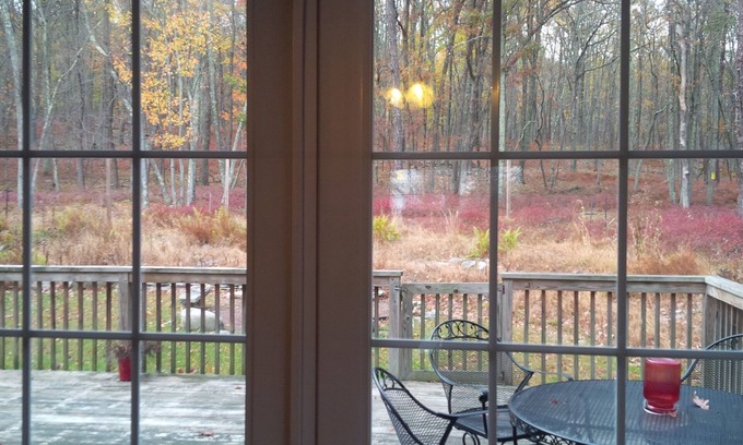 Bushkill House | Quite Getaway !!!