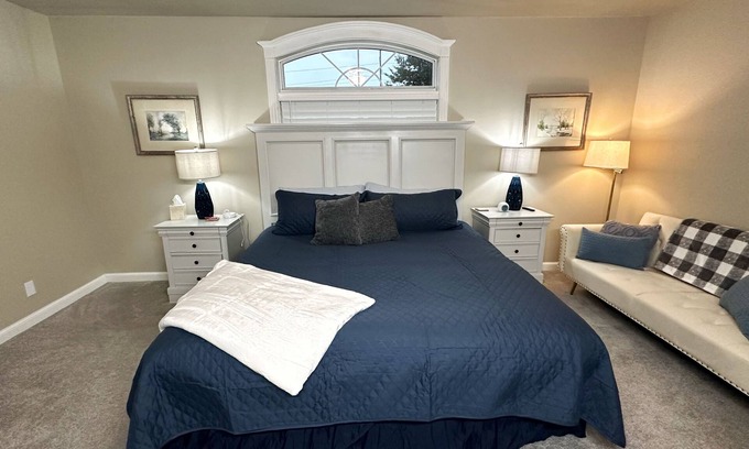 Oklahoma City House | Quite home cule-de-sac pet friendly with fire pit and foosball