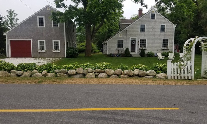 East Dennis House | Quivet Neck Beauty - walk to coveted Sea Street Beach!