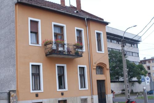 Miskolc Apartment | Régiposta Apartman