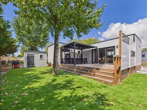 Saint-Gilles-Croix-de-Vie Ski Chalet | Résidence Les Voiles Blanches - Chalet pour 8