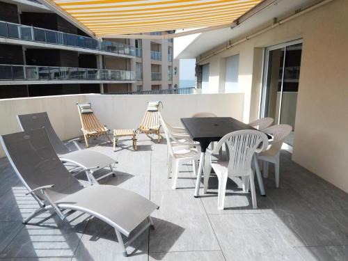 Pleneuf-Val-Andre Apartment | Résidence Casino - Charmant T3 en plein cœur de la station balnéaire du Val-André. MAE-6444