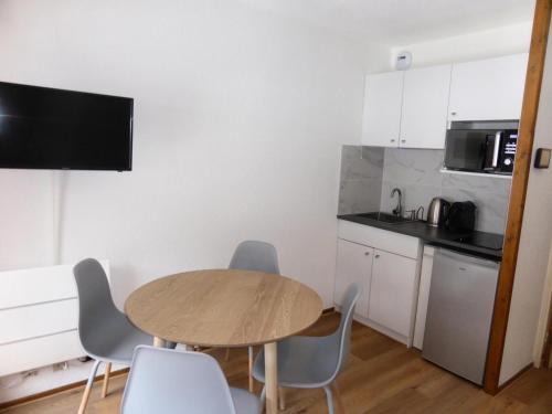 Les Contamines-Montjoie Apartment | Résidence Combettes - Combettes D300 MAE-4071
