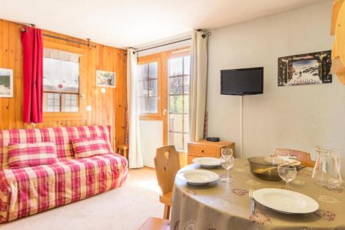 Montchavin Apartment | Résidence La Porte De Montchavin - En plein coeur de Montchavin studio coquet MAE-9224