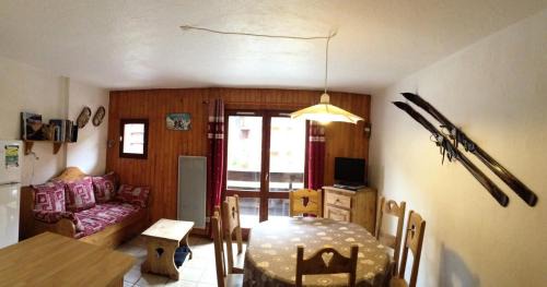 Valloire Apartment | Résidence Les Bergers - 3 pièces cabine 6 personnes 3 expo est MAE-4114