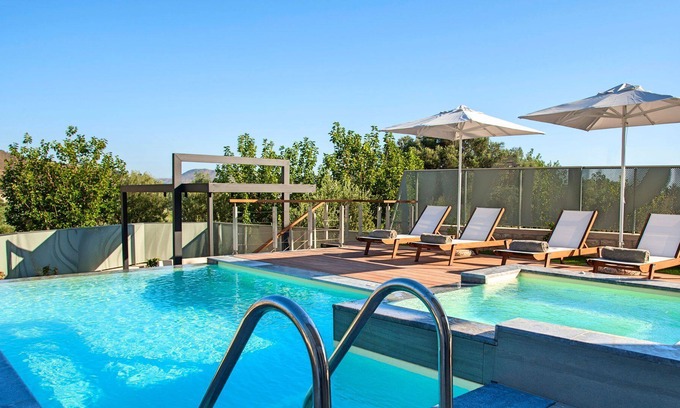 Kavallos Villa | R 889 Villa with Private Heated Pool,Outdoor Jacuzzi and Sea Views