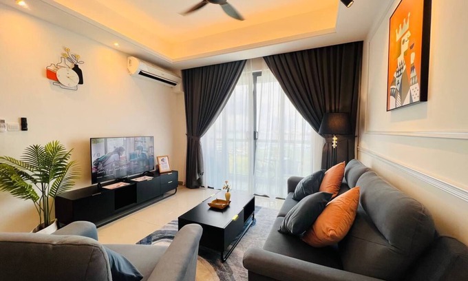 Central District Apartment | R&F Princess Cove at ANJU