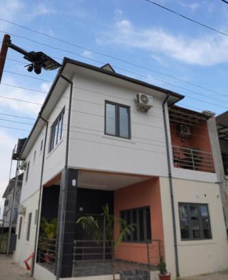 Abuja Apartment | R-Oak Hotels and Apartments