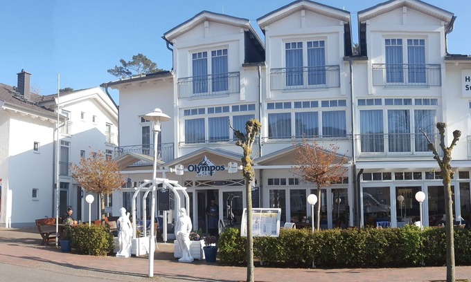 Ostseebad Baabe Hotel | R&R Hotel Strandallee