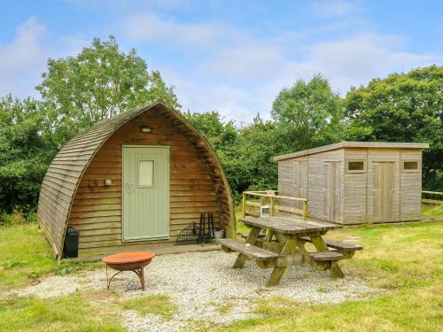 Liskeard House | Rabbit Warren Penbugle Organic Farm