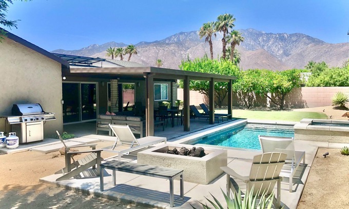 Racquet Club South House | Racquet Club East Home with Modern Flair | Pool, Spa & Outdoor Living
