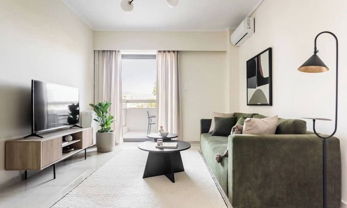 Neo Psychiko Apartment | Radiant 2BR Apartment in Neo Psichiko