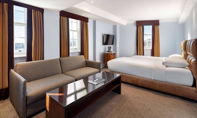Marylebone Hotel | Radisson Blu Hotel, London Bond Street