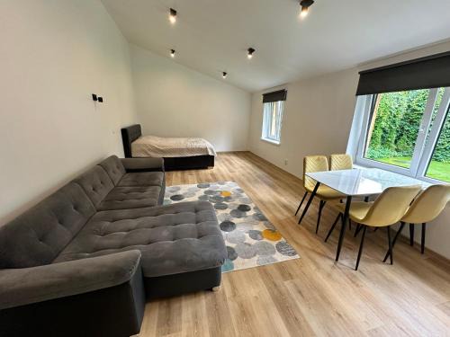 Parnu House | Raeküla saunamaja TASUTA PARKIMINE