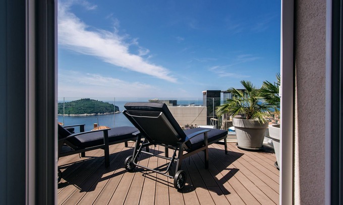Ploce Apartment | Ragusa Viewpoint apartment by Dubrovnik View