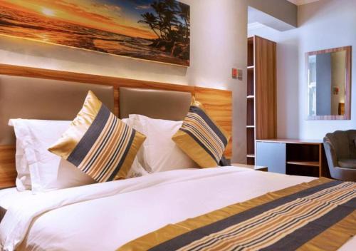 Westlands Hotel | Raha Suites - Westlands