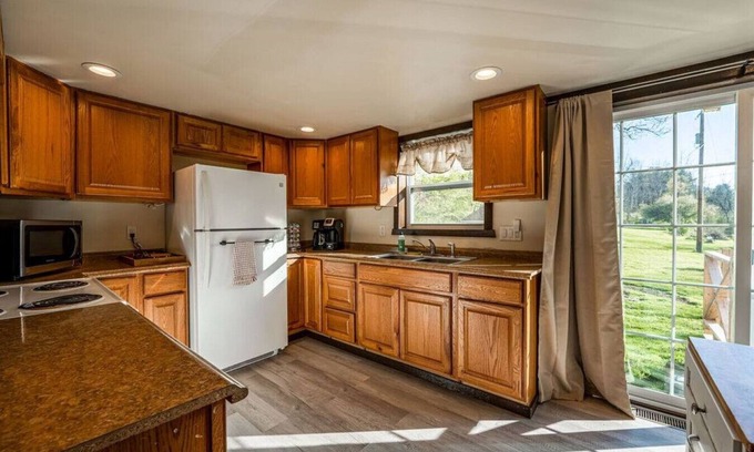 Wellsboro House | Rail Trail, Fishing & Stargazing| Nature’s Edge