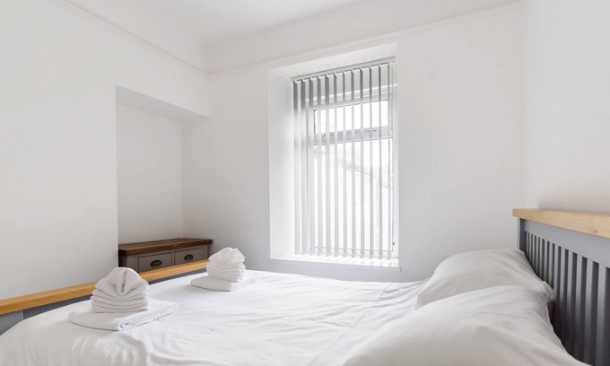 Newport Cottage | Railway Cottage
