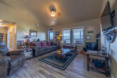 Ruidoso House | Rain Dance Retreat: Updated 2 Bedroom, 2 Bath Cabin with a Private Hot Tub and Views For Days!