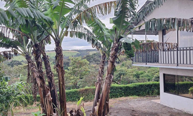 Monteverde Cottage | Rainbow House