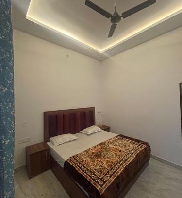 Mussoorie Hotel | Rainbow Rays