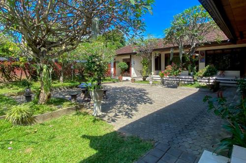 Sanur Hotel | Raja Asri Guest House Sanur Mitra RedDoorz