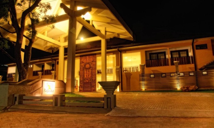 New Town Hotel | Rajarata Hotel