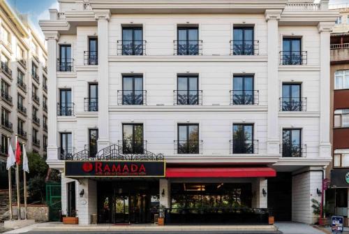 Beyoglu Hotel | Ramada by Wyndham Istanbul Golden Horn