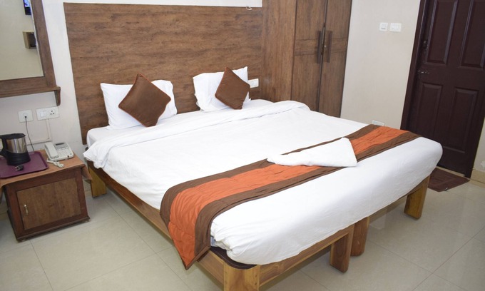 Kalapettai Hotel | Ramana Residency