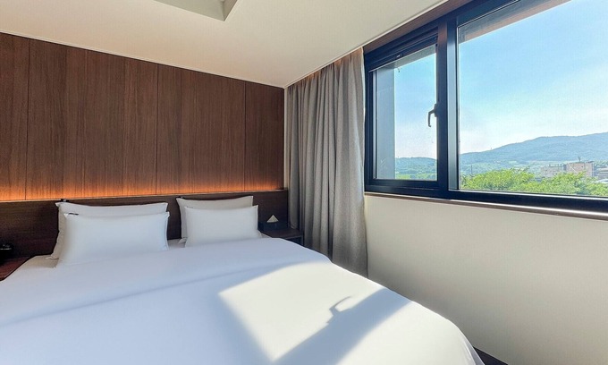 Simok-kol Hotel | RAMPART HOTEL