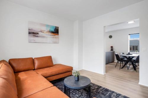 Vesturbær Apartment | Ranargata Three Bedrooms Apartments