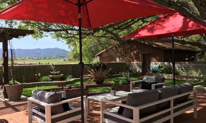 Atascadero House | Ranch Home On 3 Acres, Tucked Under The Oak Trees With Views Of The Mountains.