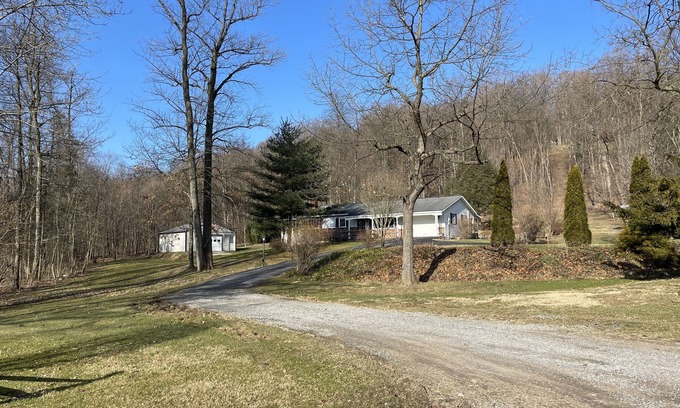 Mifflintown House | Ranch House