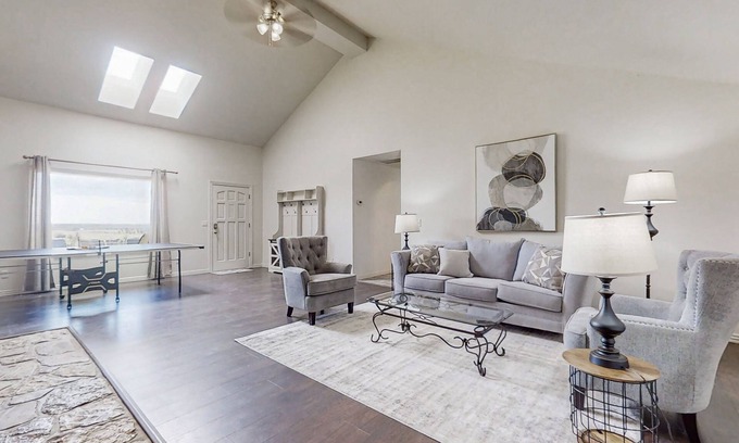 Maysville House | Ranch life experience with private pool and washer/dryer