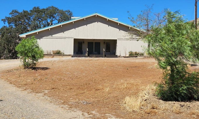 Paicines House | Ranch Stay