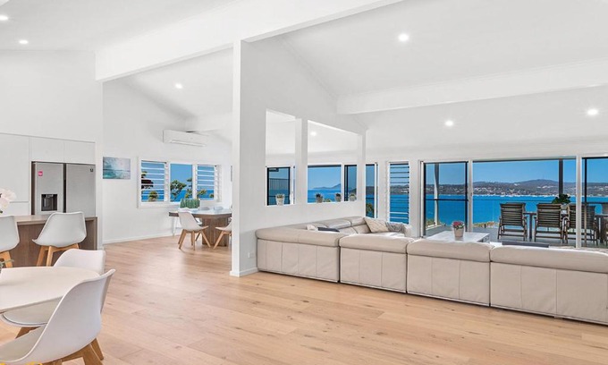 Salamander Bay House | Randall Drive No 64