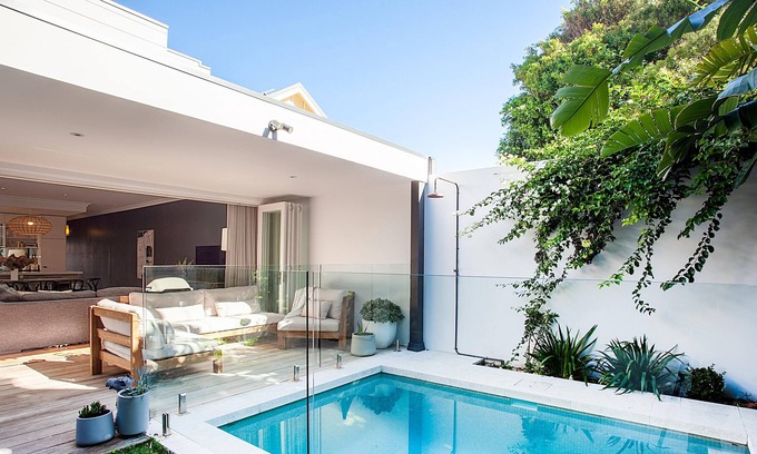 Randwick House | Randwick Oasis (ISYD) - Randwick oasis with 3 bedrooms and private pool