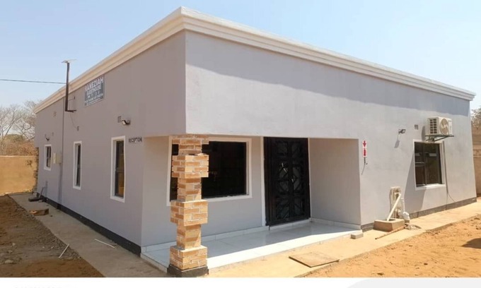 Kasane House | Raneziah Guesthouse