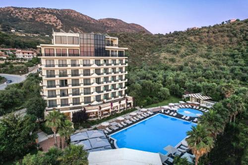 Himare Hotel | Rapo's Resort Hotel