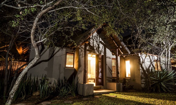 Hoedspruit Cabin | Raptors Lodge N16