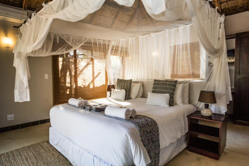 Hoedspruit Ski Chalet | Raptors Lodge