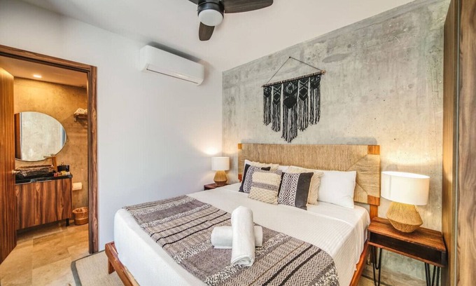 Playa Paraiso Condo | Rare 1BR Swim Up w/Cenote | Osmosis | Gym | Desk