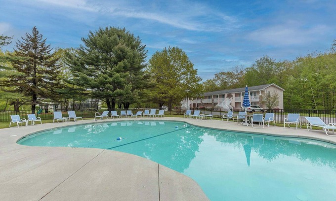Kennebunkport Condo | RARE 3 bedroom at The Resort Goose Rocks Beach!