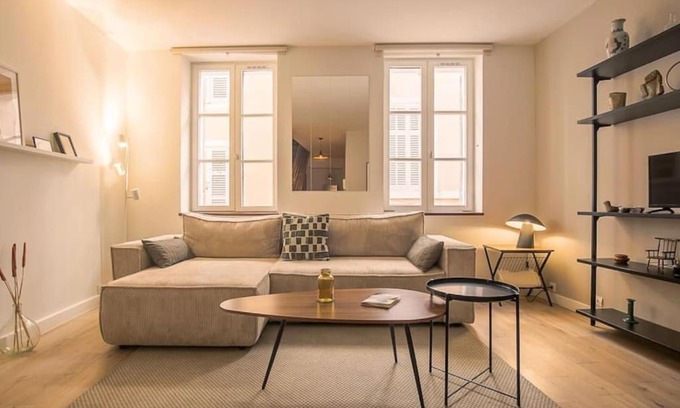 Quartier du Panier Apartment | Rare Appart 2 chambres en duplex design au Panier