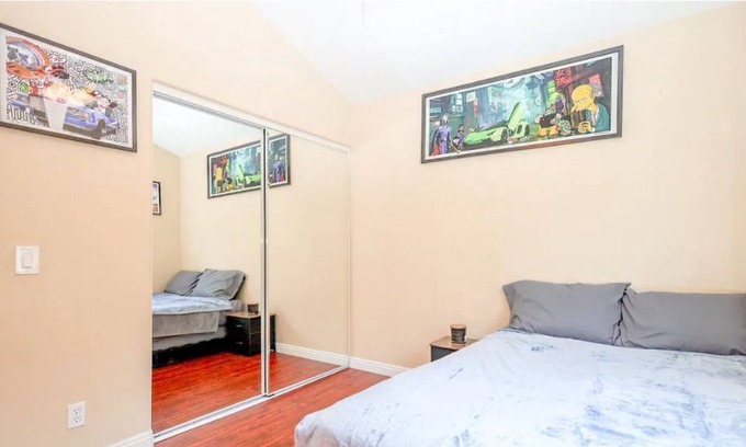 Aliso Viejo House | Rare Family home w/ 2 car Garage and Quaint Backyard