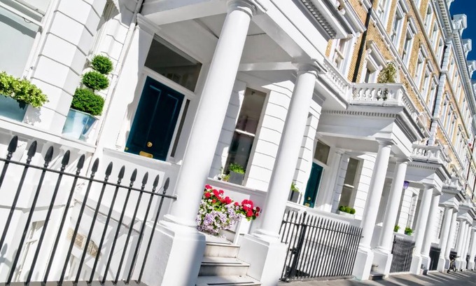 Brompton & Hans Town Apartment | Rare Knightsbridge Gem by Dena Elite Collection