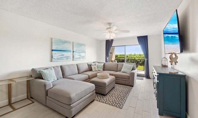 Chandler Park Condo | Rare Oceanfront Gem: 2BR Condo in Cape Canaveral