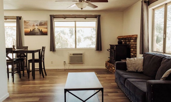 Hemet House | Rare, quiet, peaceful place to call home in Southern California