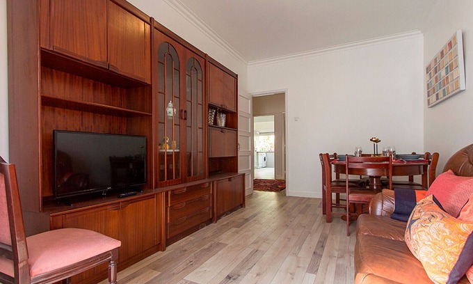 Santa Isabel Apartment | Rato Deluxe by Homing